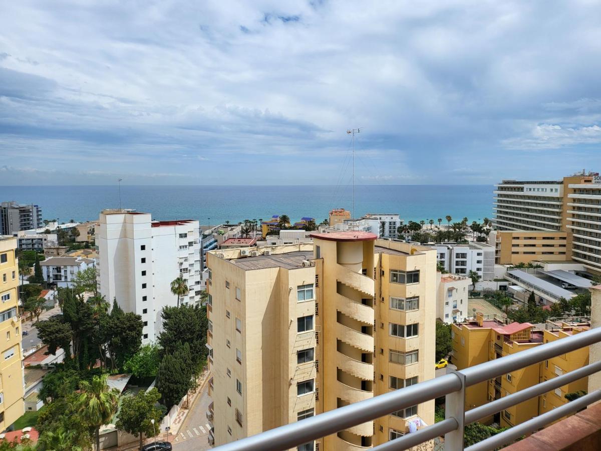 Vistas Azules -- Remodeled, Large Terrace, Spectacular Ocean Views And Beach Level Access Torremolinos Buitenkant foto