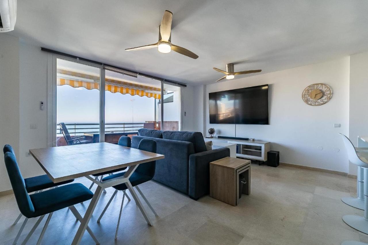 Vistas Azules -- Remodeled, Large Terrace, Spectacular Ocean Views And Beach Level Access Torremolinos Buitenkant foto