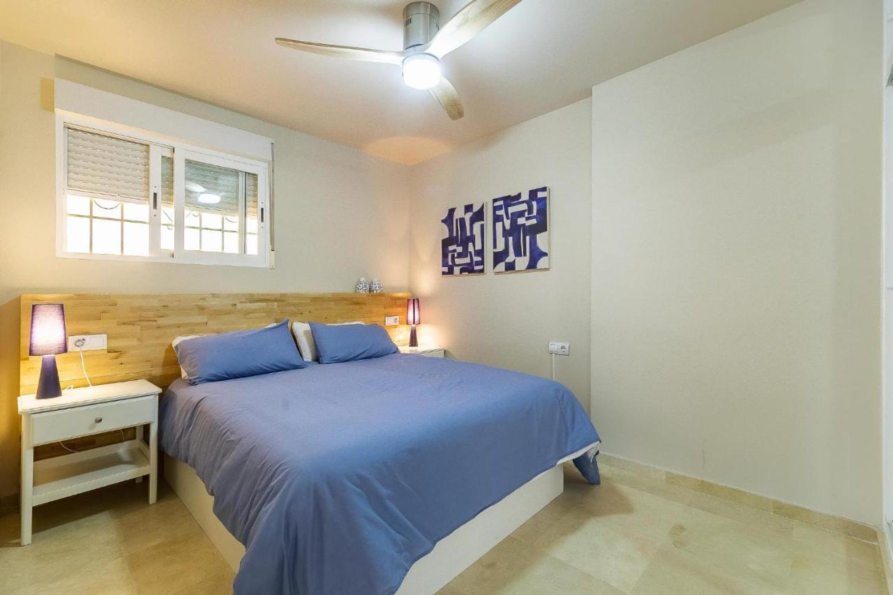 Vistas Azules -- Remodeled, Large Terrace, Spectacular Ocean Views And Beach Level Access Torremolinos Buitenkant foto