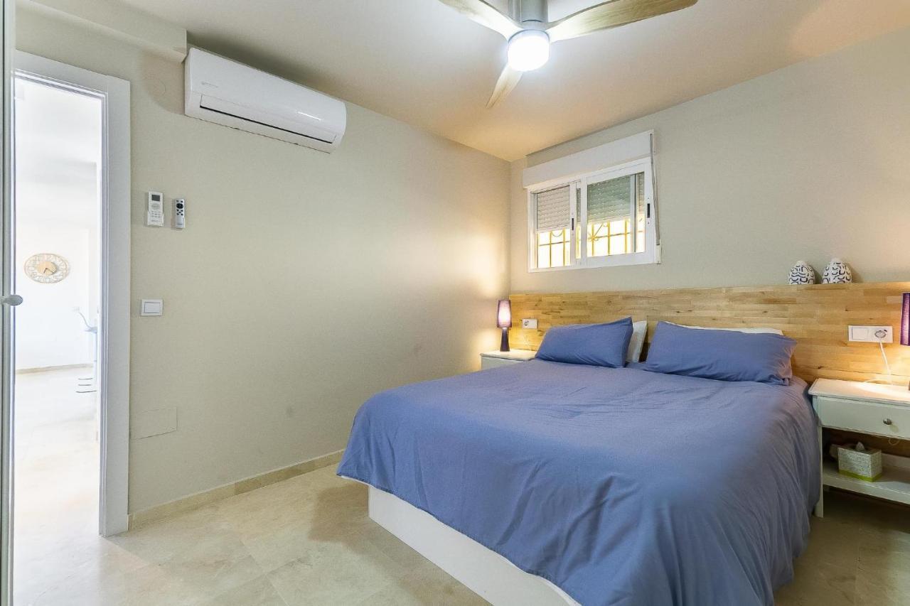 Vistas Azules -- Remodeled, Large Terrace, Spectacular Ocean Views And Beach Level Access Torremolinos Buitenkant foto